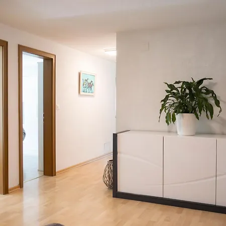 Haus Arbgrat Apartment